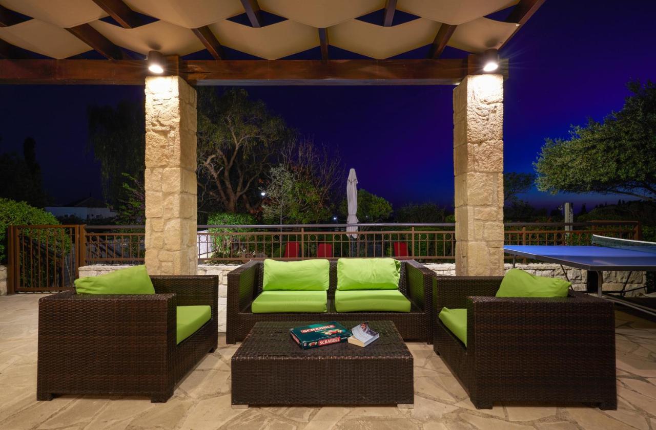 3 Bedroom Villa Madelini With Private Pool, Aphrodite Hills Resort Kouklia Exterior photo